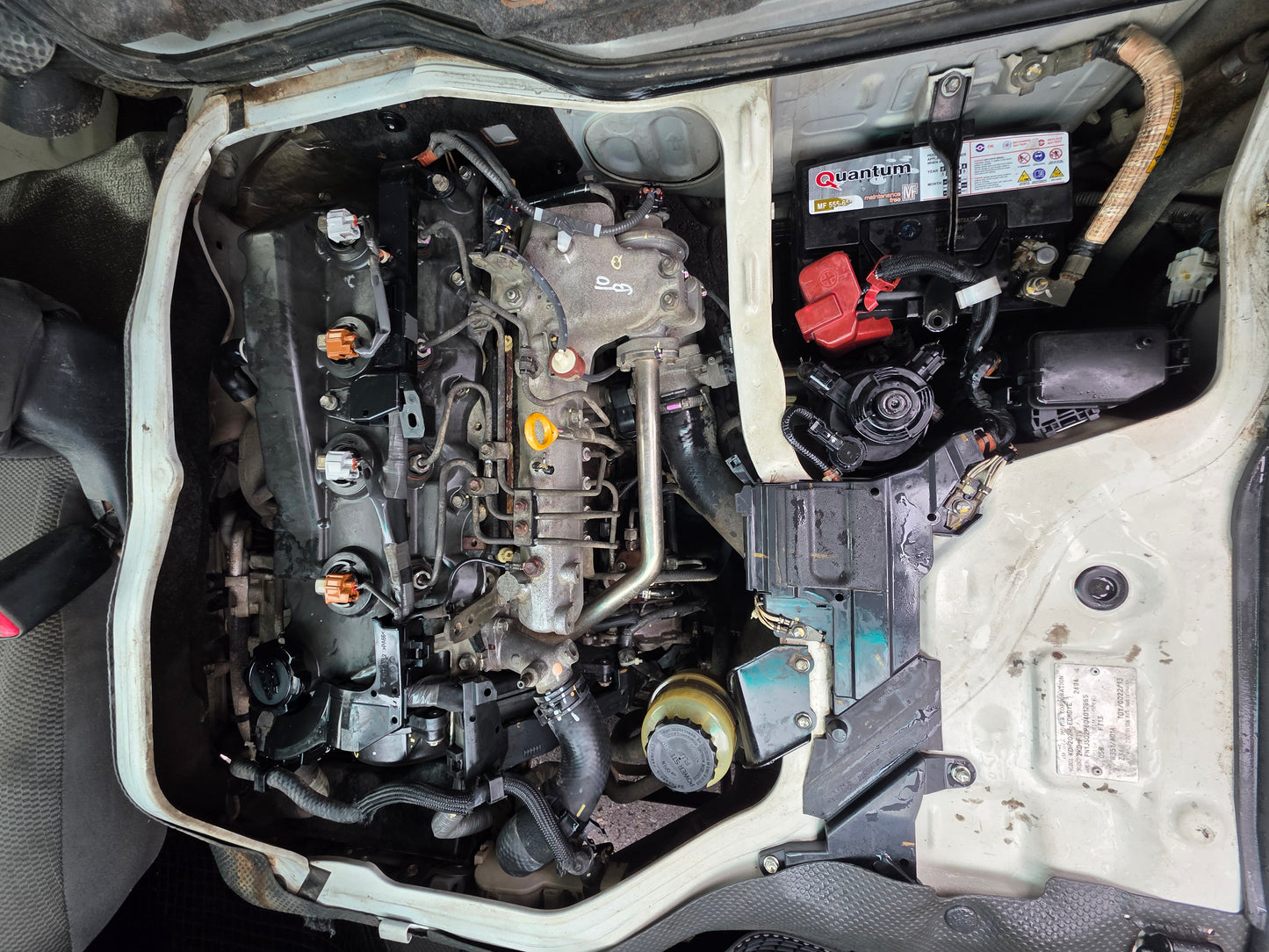 2015 Toyota HIACE WINDOW VAN 2.5 M KDH200 (DIESEL) (MT)