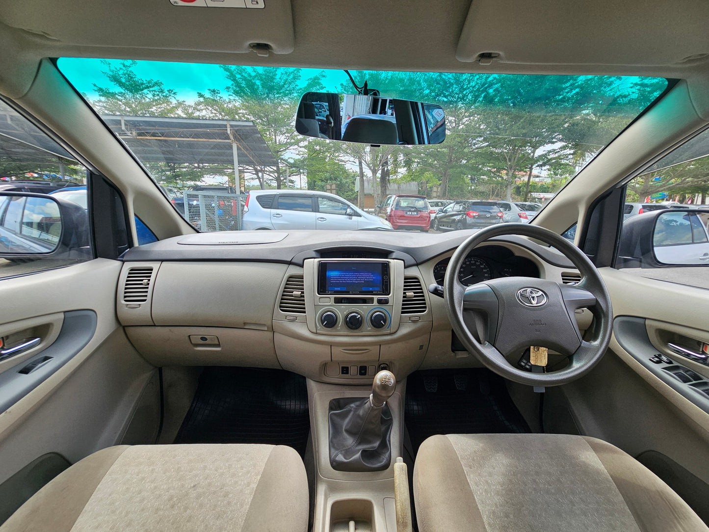 2015 (Reg 2016) Toyota INNOVA 2.0 M E FL (MT)