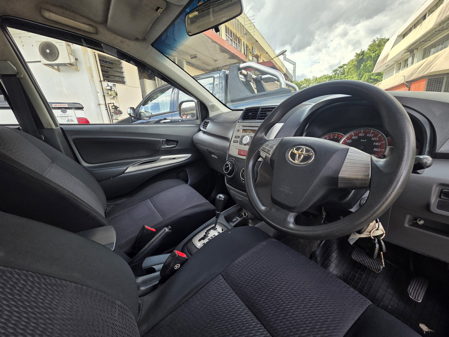 2012 Toyota AVANZA 1.5 A (S) DUAL VVT-i FL (AT)