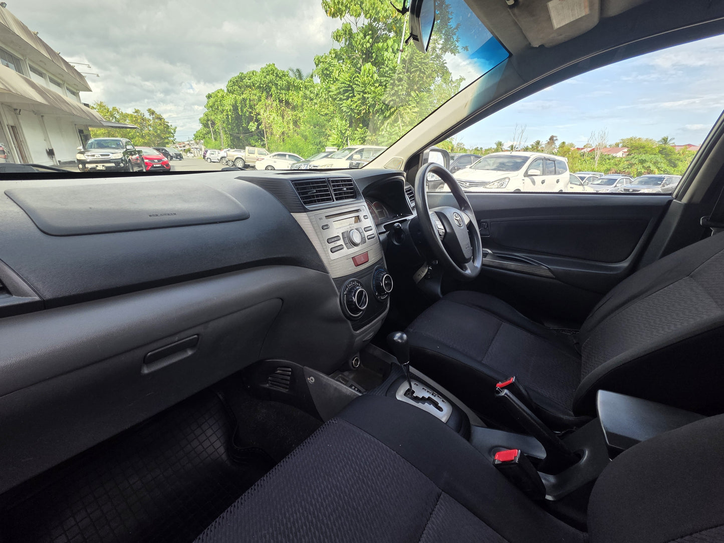 2012 Toyota AVANZA 1.5 A (S) DUAL VVT-i FL (AT)