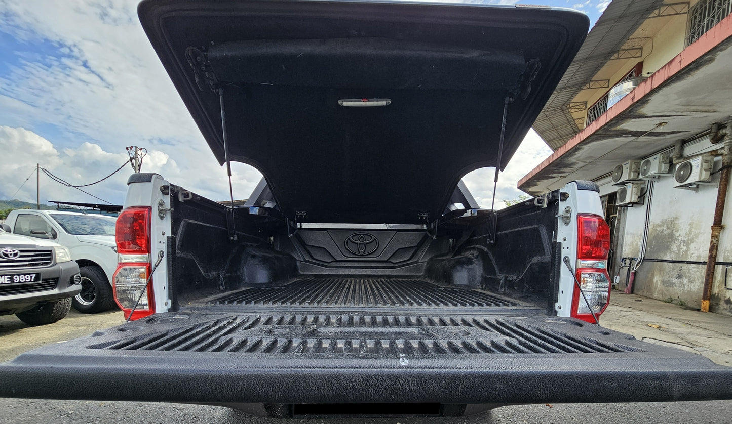 2015 Toyota HILUX D/CAB 2.5 A (G) VNT 4WD (AT)