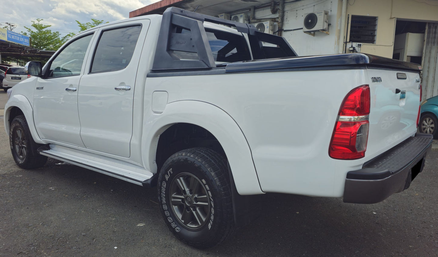 2015 Toyota HILUX D/CAB 2.5 A (G) VNT 4WD (AT)