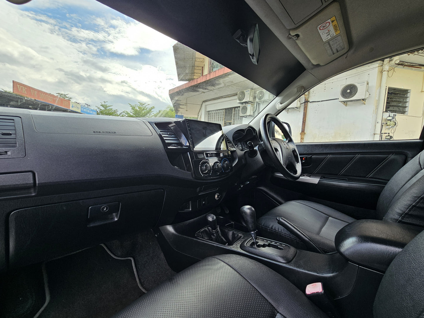 2015 Toyota HILUX D/CAB 2.5 A (G) VNT 4WD (AT)