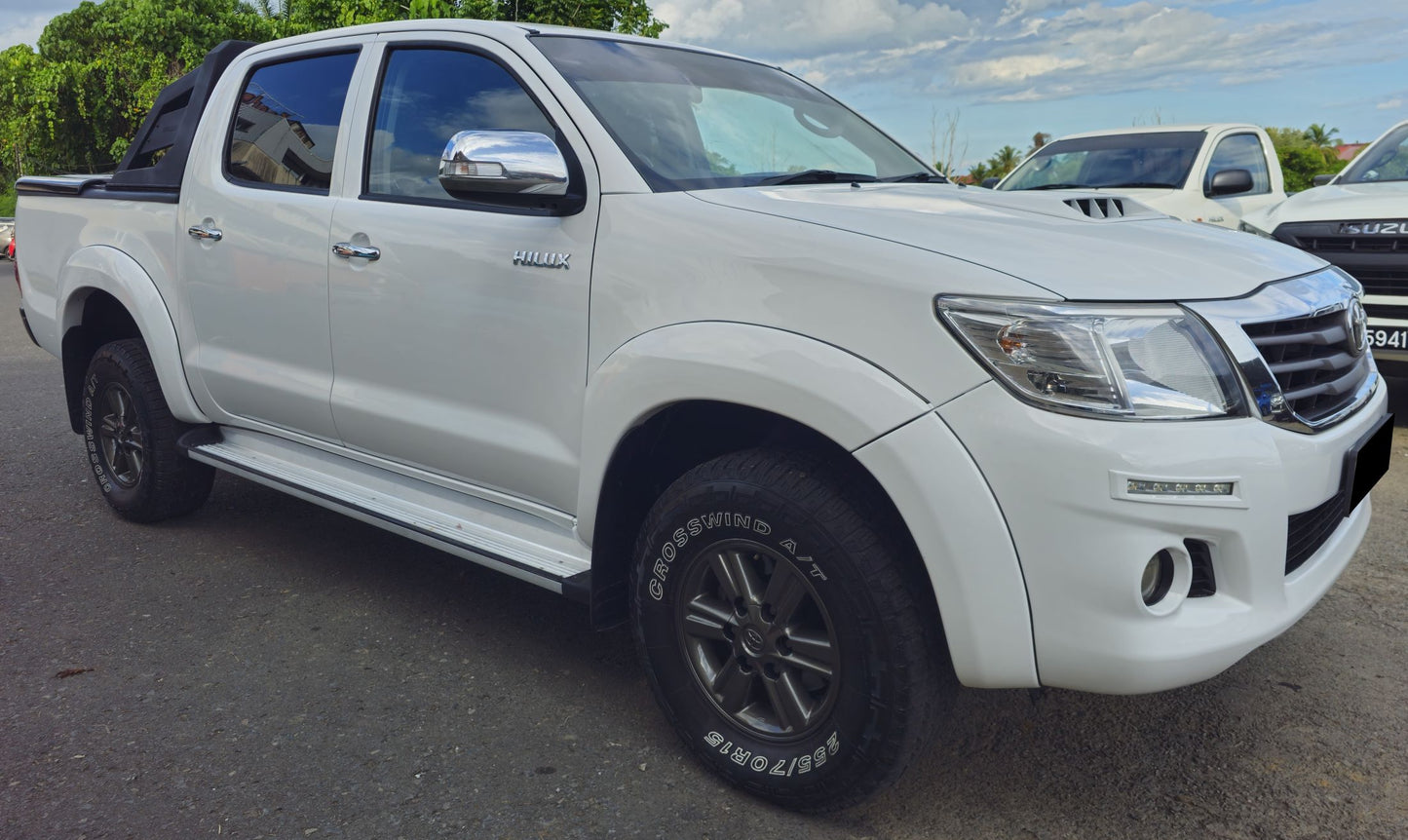 2015 Toyota HILUX D/CAB 2.5 A (G) VNT 4WD (AT)