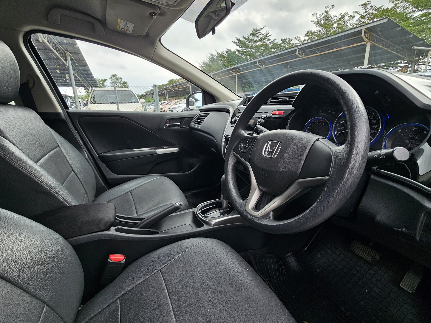 2014 Honda CITY GM6 1.5 A E I-VTEC FL CVT (AT)