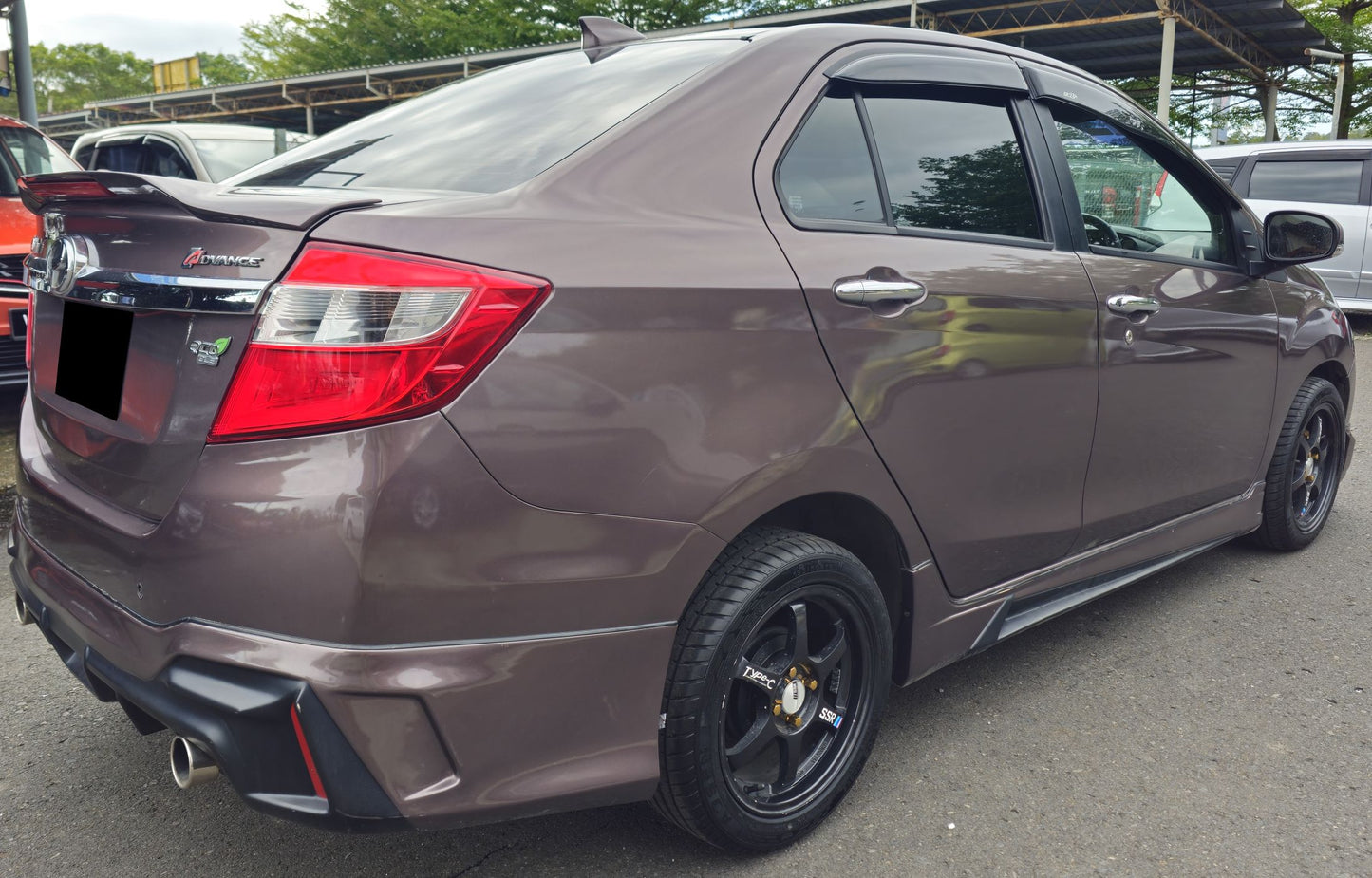 2016 Perodua BEZZA 1.3 A -1300 ADV FL (AT)