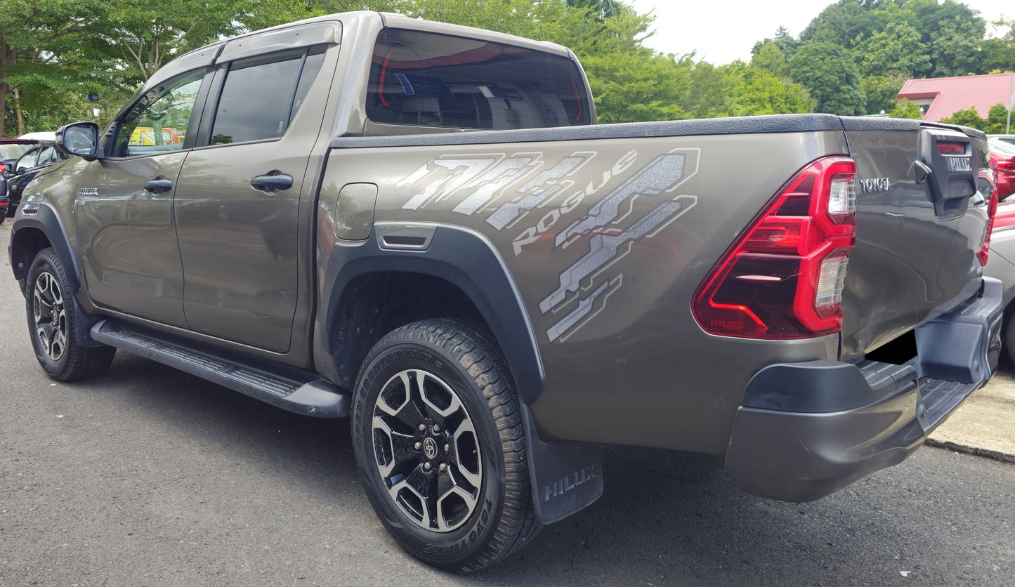 2021 Toyota HILUX D/CAB 2.8 A ROGUE VNT 4WD FL (AT)