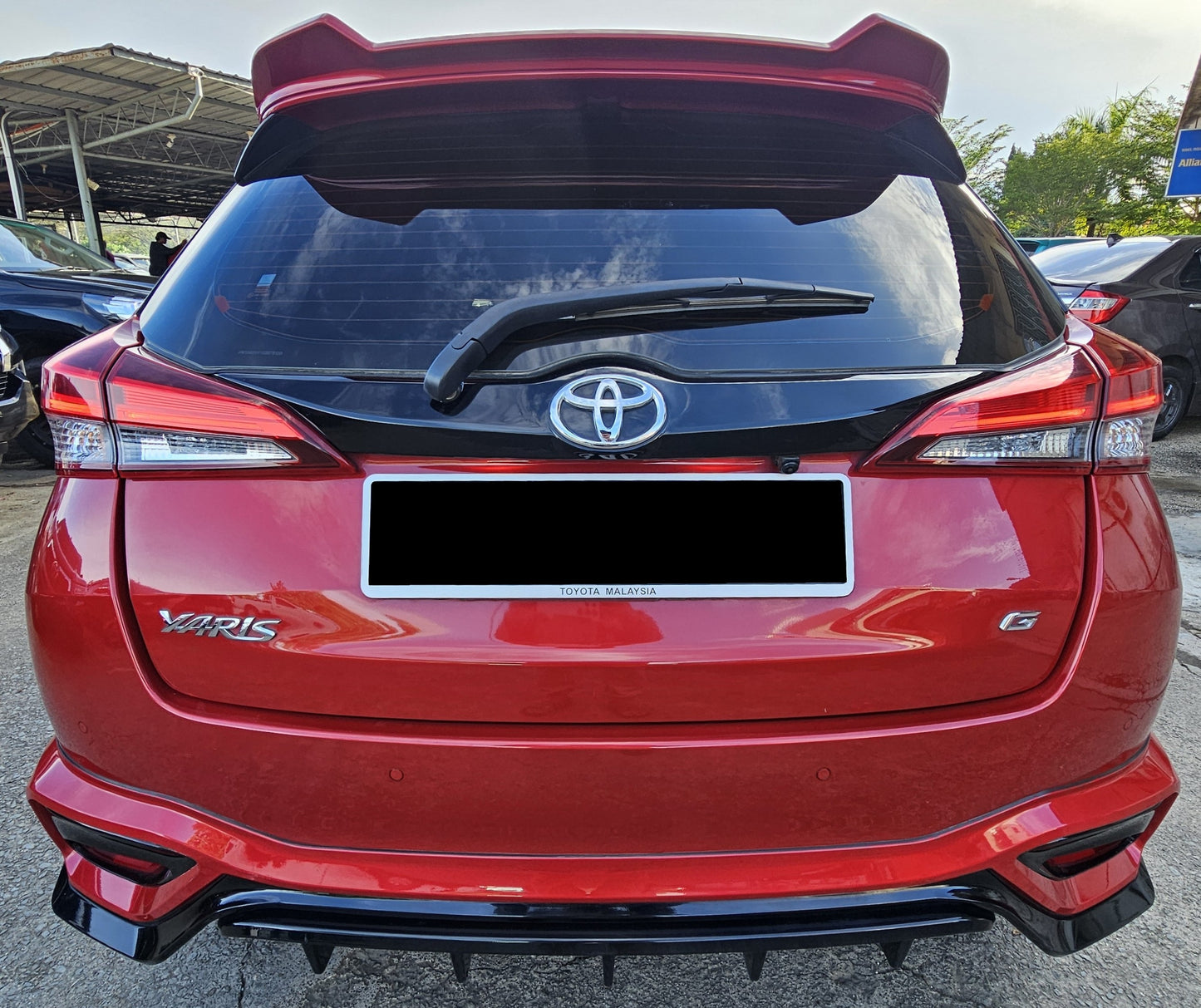 2024 Toyota YARIS 1.5 A (G) AEROKITS CVT (+/-) (7-AT) FL (AT)