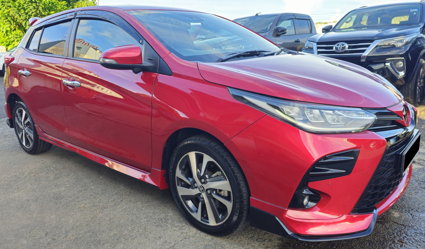 2024 Toyota YARIS 1.5 A (G) AEROKITS CVT (+/-) (7-AT) FL (AT)