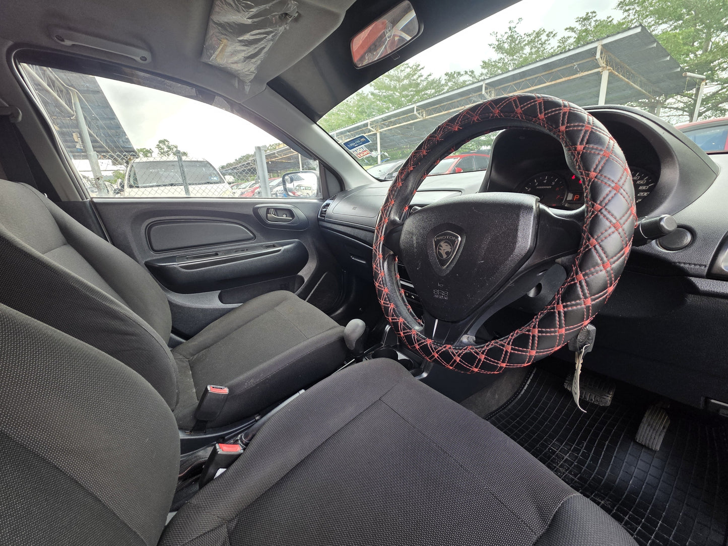 2016 (Reg 2017) Proton SAGA 1.3 A EXEC VVT CVT FL (AT)