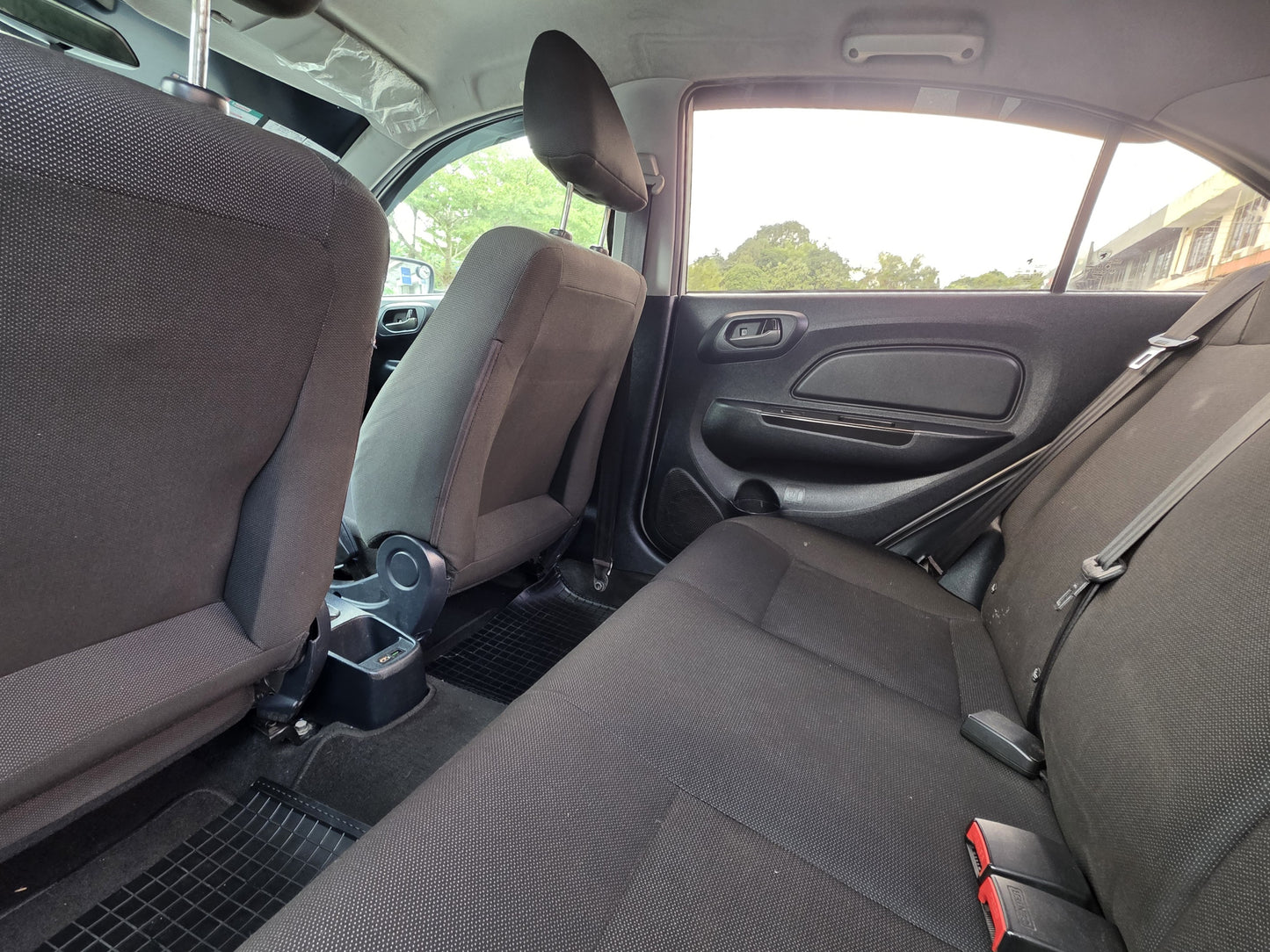 2016 (Reg 2017) Proton SAGA 1.3 A EXEC VVT CVT FL (AT)