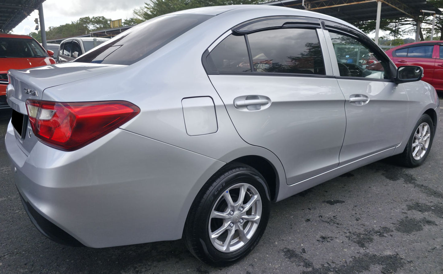 2016 (Reg 2017) Proton SAGA 1.3 A EXEC VVT CVT FL (AT)