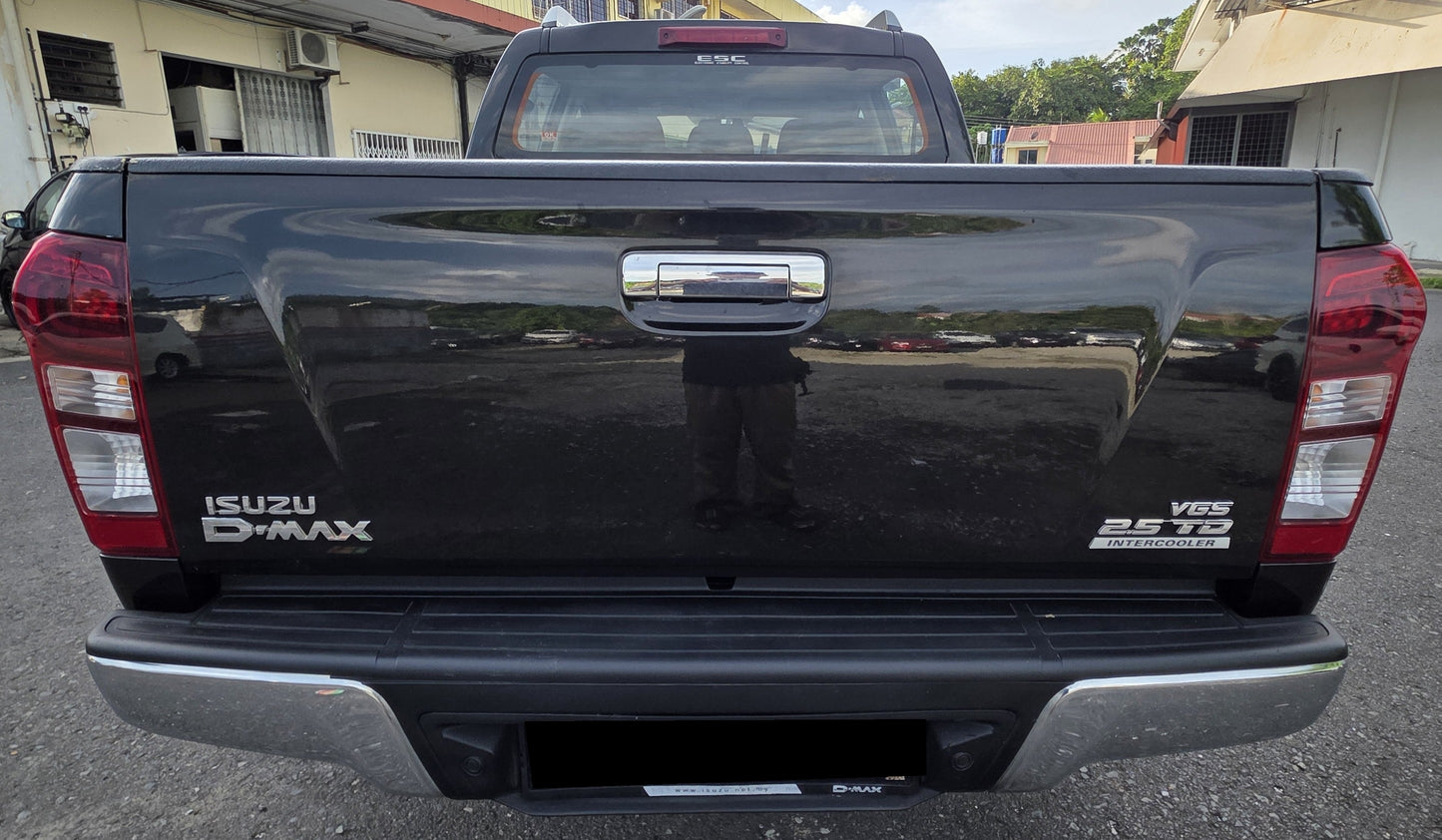 2016 Isuzu D-MAX D/CAB 2.5 A TURBO INTERCOOLER VGS 4WD (AT)