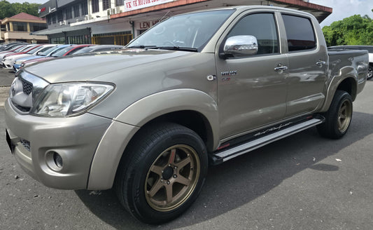 2009 Toyota HILUX D/CAB 2.5 M (G) TURBO 4WD (MT)