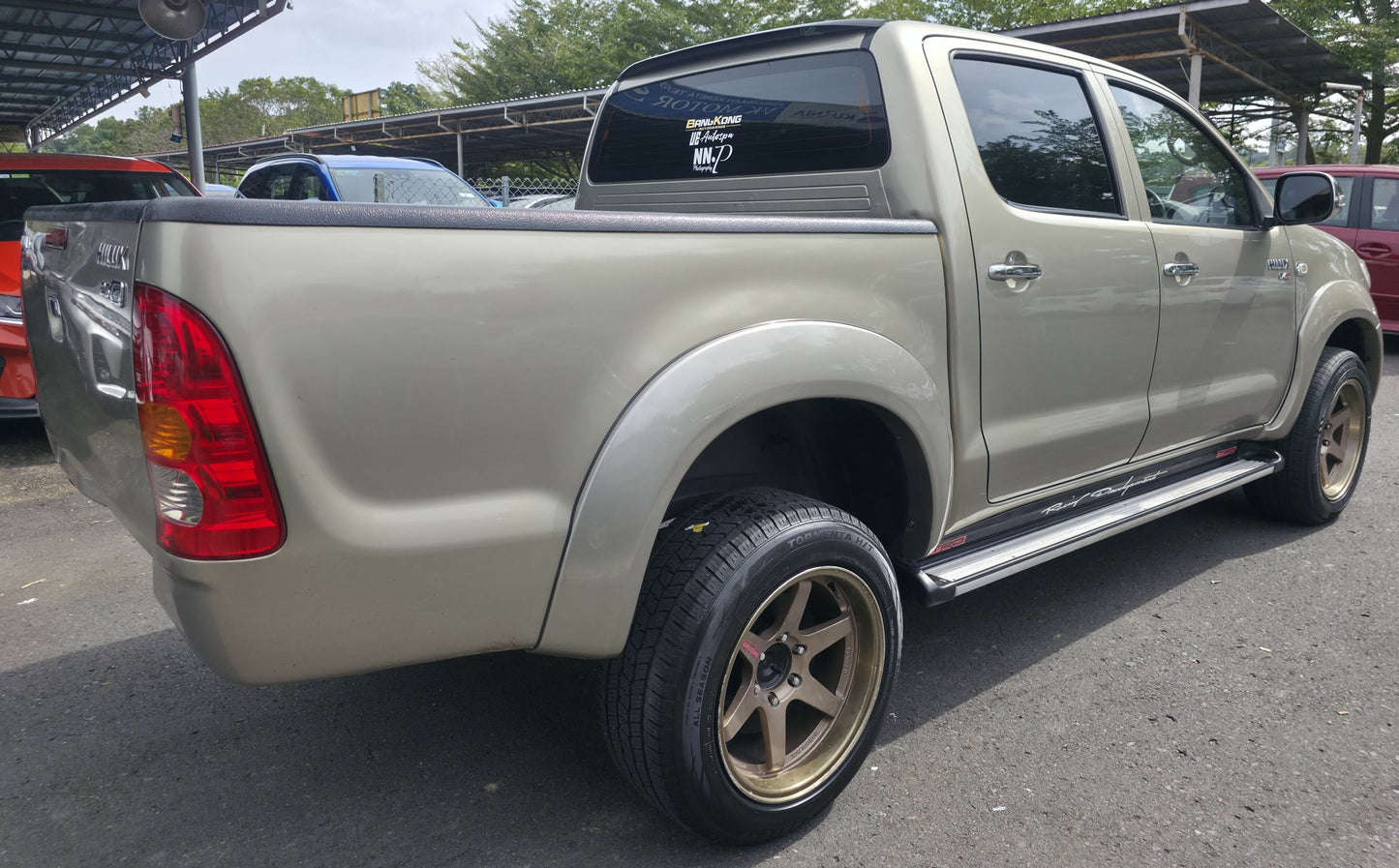 2009 Toyota HILUX D/CAB 2.5 M (G) TURBO 4WD (MT)