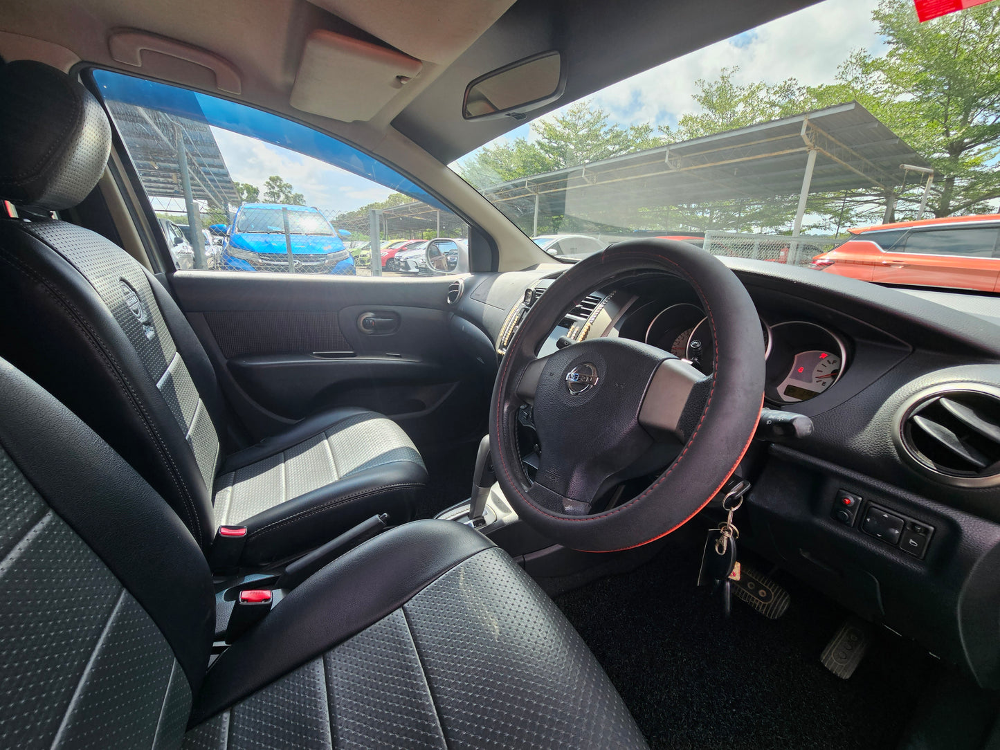 2012 Nissan LIVINA X-GEAR 1.6 A FL (AT)