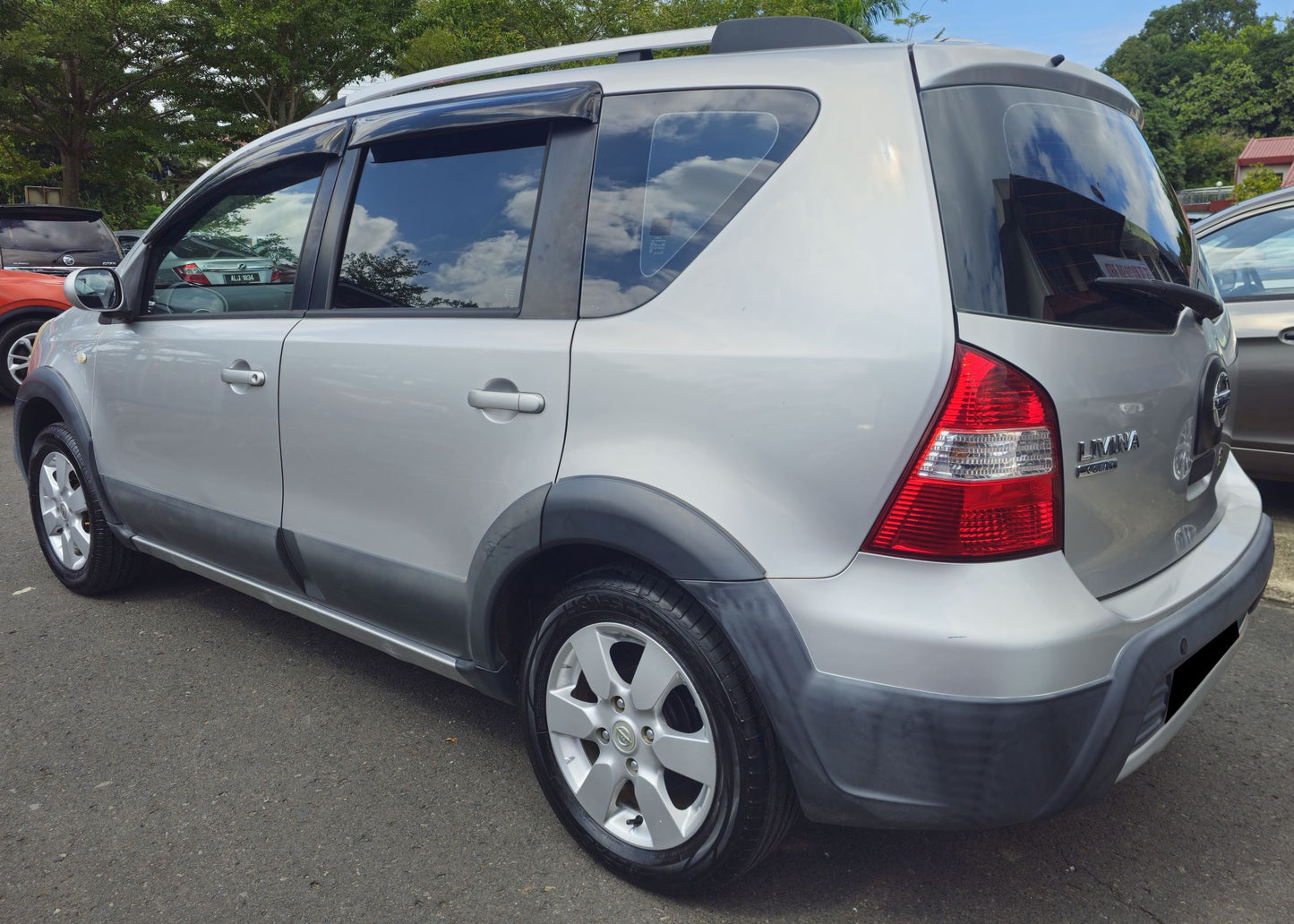 2012 Nissan LIVINA X-GEAR 1.6 A FL (AT)