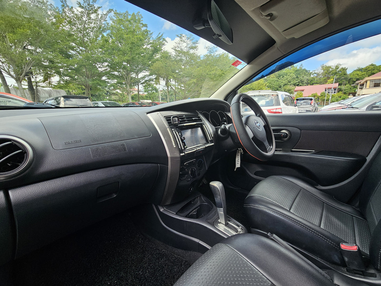 2012 Nissan LIVINA X-GEAR 1.6 A FL (AT)