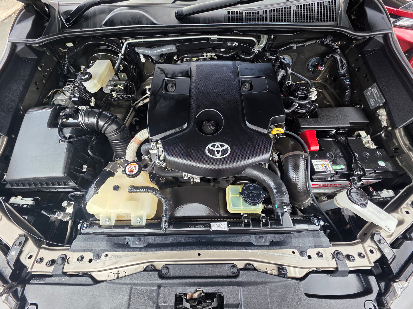 2023 Toyota HILUX D/CAB 2.8 A ROGUE VNT 4WD FL (AT)