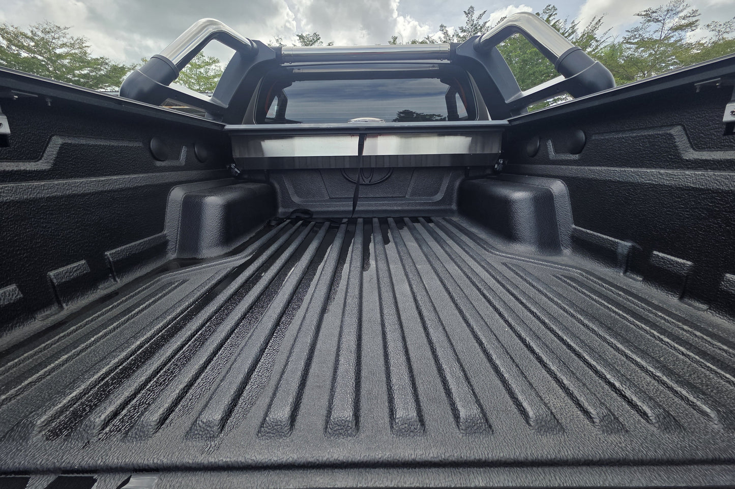 2023 Toyota HILUX D/CAB 2.8 A ROGUE VNT 4WD FL (AT)