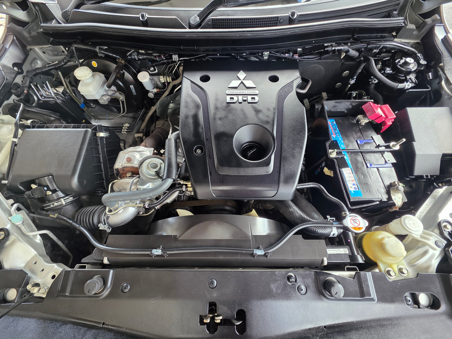 2022 Mitsubishi TRITON D/CAB 2.4 M VGT MS 4WD (MT)