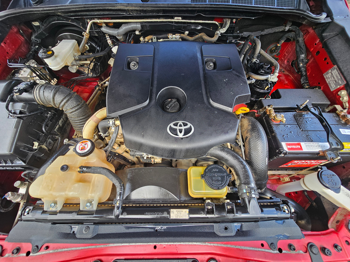 2017 Toyota HILUX D/CAB 2.4 M (G) VNT 4WD (MT)