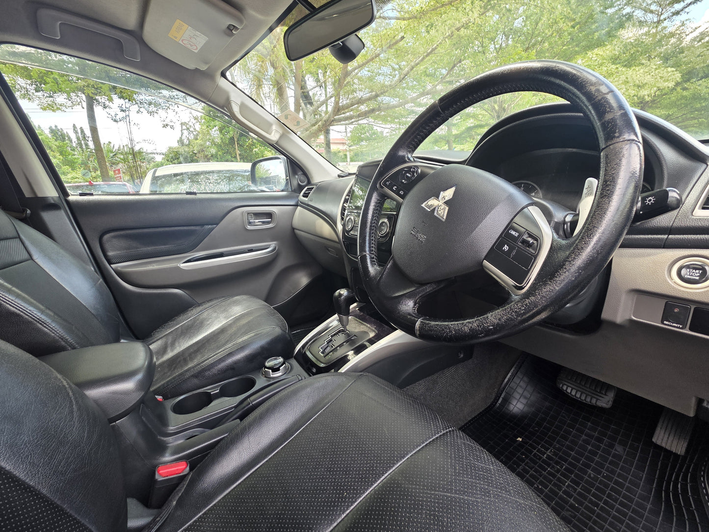 2016 Mitsubishi TRITON D/CAB 2.4 A VGT HS 4WD (AT)