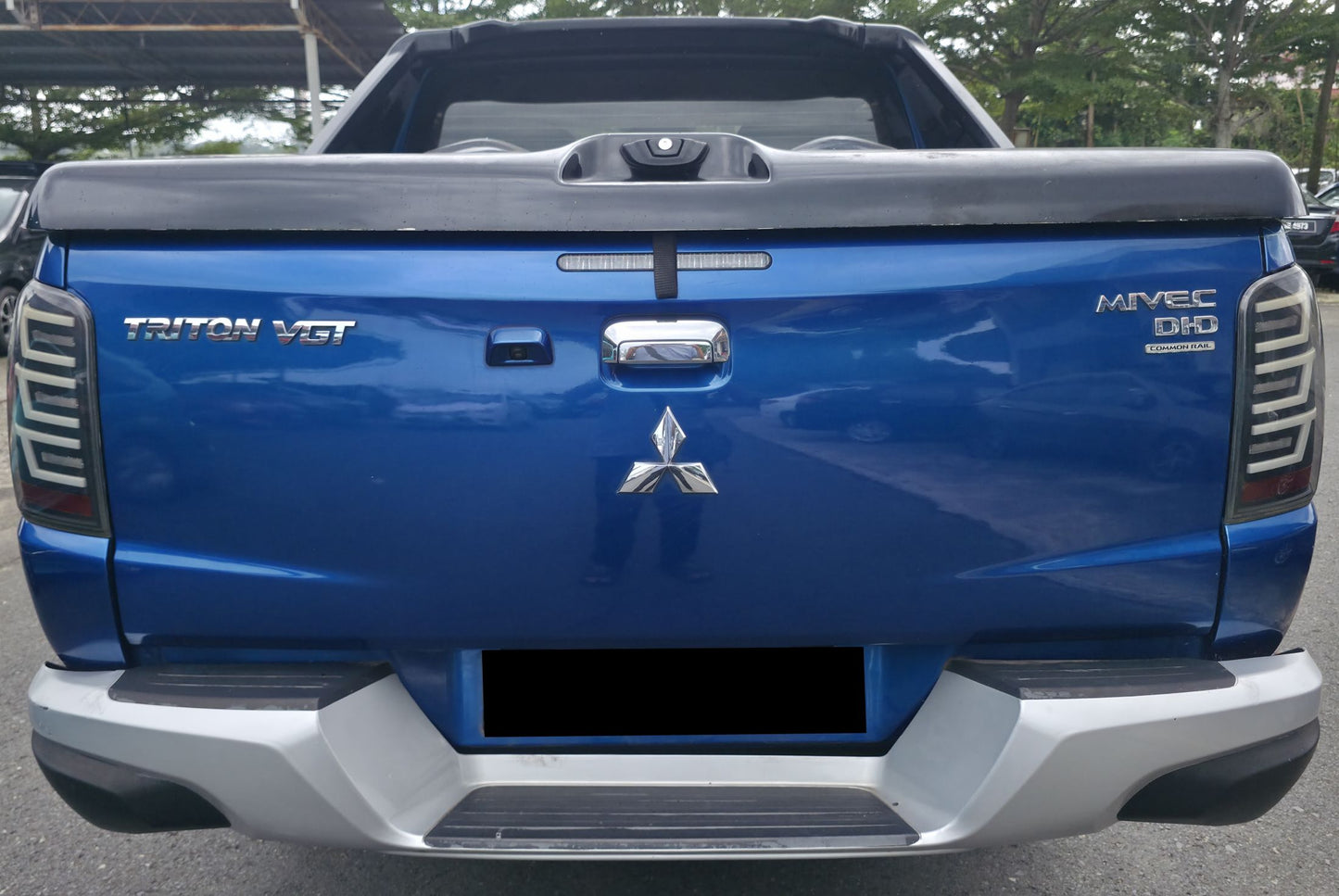 2016 Mitsubishi TRITON D/CAB 2.4 A VGT HS 4WD (AT)