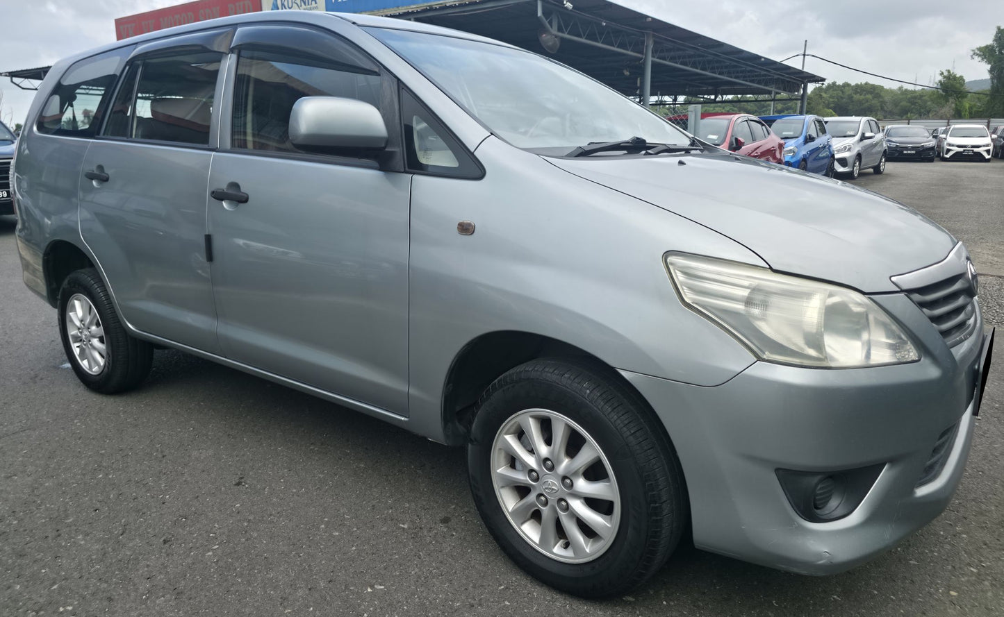 2016 Toyota INNOVA 2.0 M (E) FL (MT)