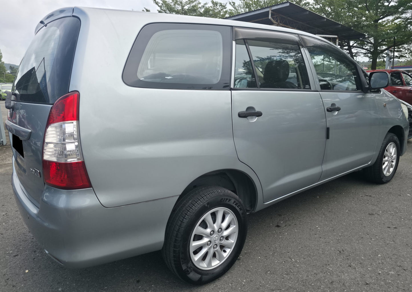 2016 Toyota INNOVA 2.0 M (E) FL (MT)