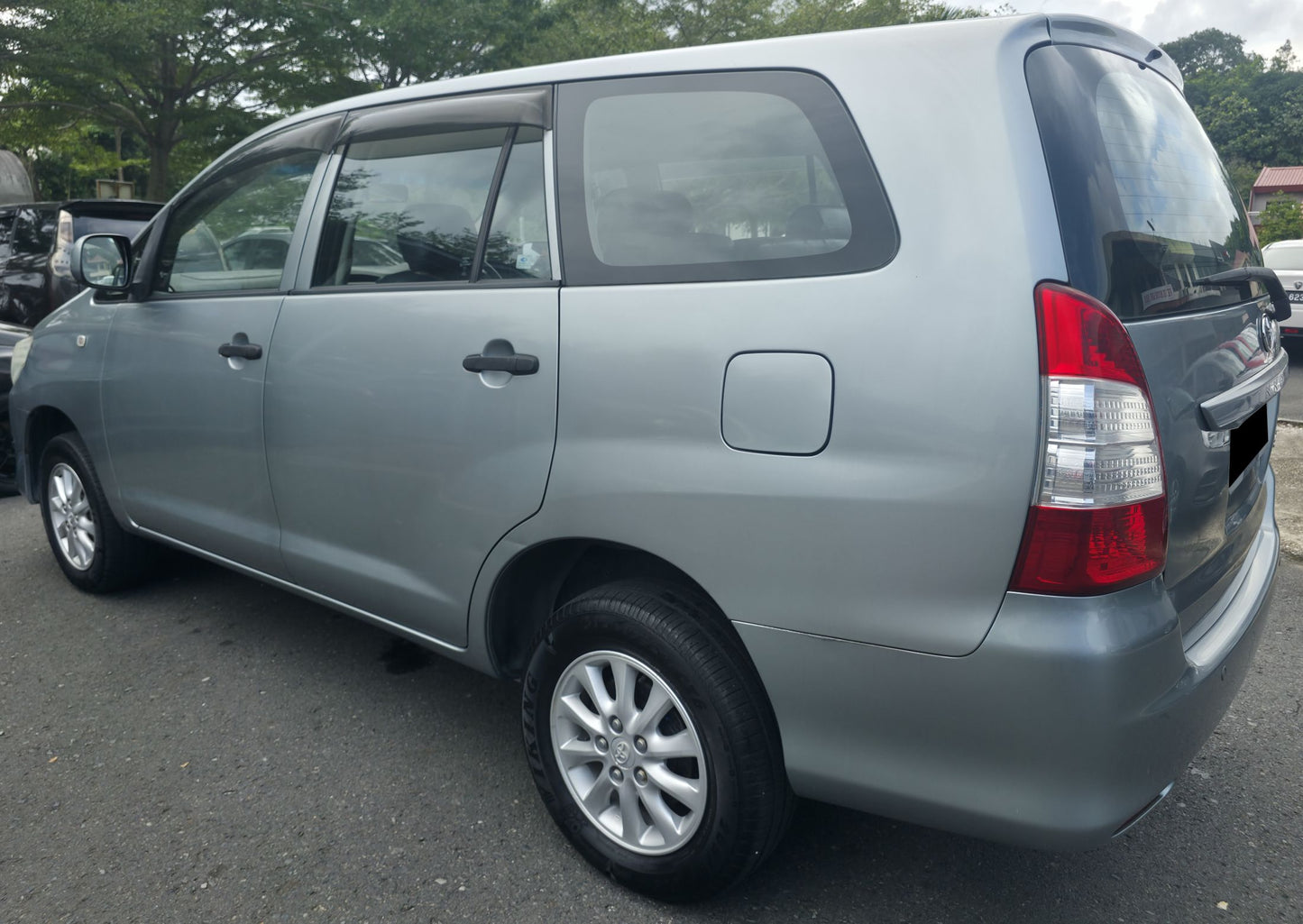 2016 Toyota INNOVA 2.0 M (E) FL (MT)