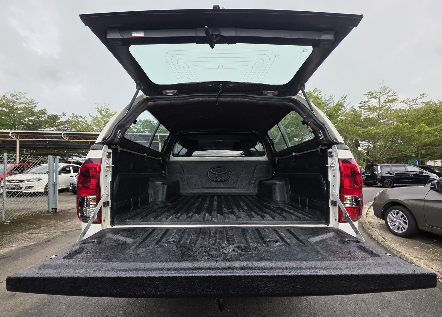 2016 Toyota HILUX D/CAB 2.4 A (G LIMITED) VNT 4WD (AT) - (JRS1689)