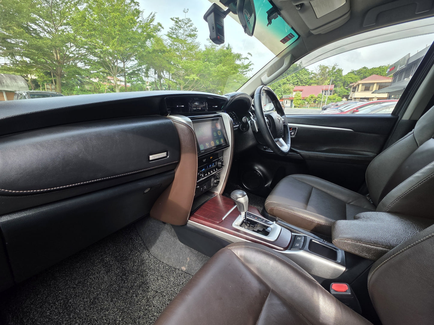 2016 Toyota FORTUNER 2.7 A SRZ 4WD 4X4 (AT) - (BNV6333)