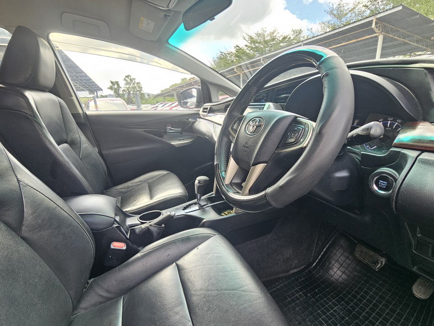 2017 Toyota INNOVA X 2.0 A FL (AT) - (VAS7258)