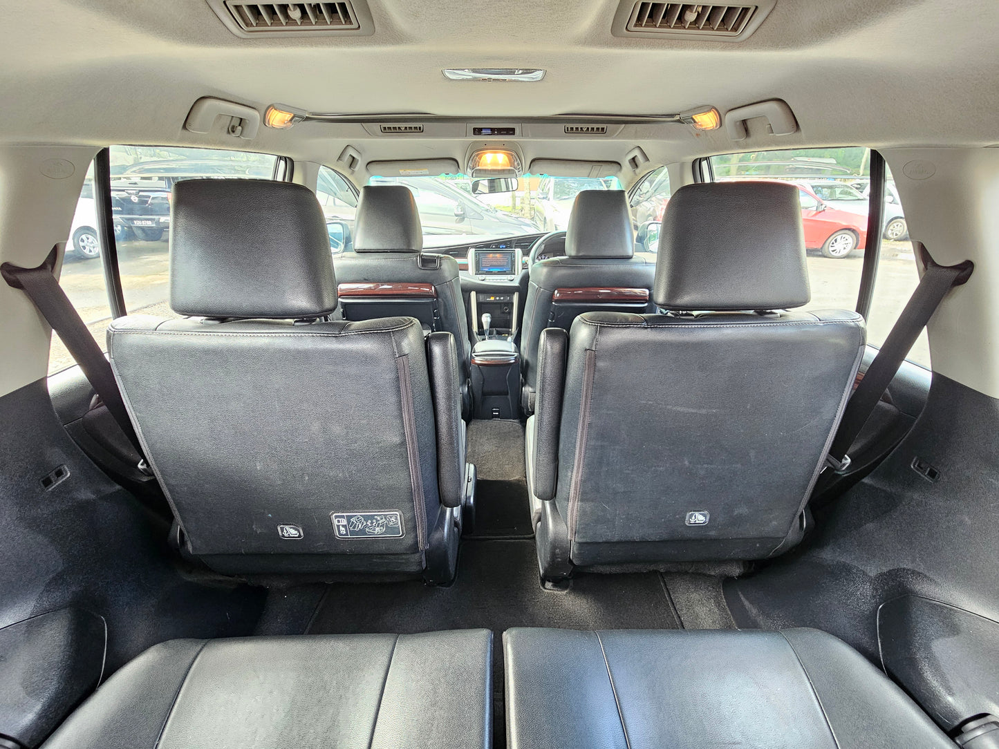 2017 Toyota INNOVA X 2.0 A FL (AT) - (VAS7258)