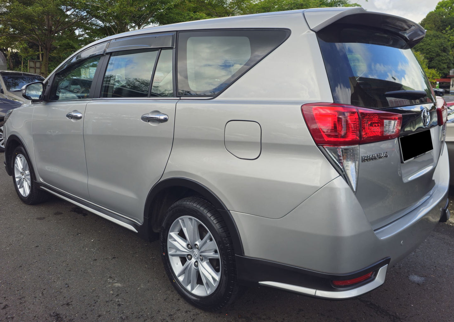 2017 Toyota INNOVA X 2.0 A FL (AT) - (VAS7258)