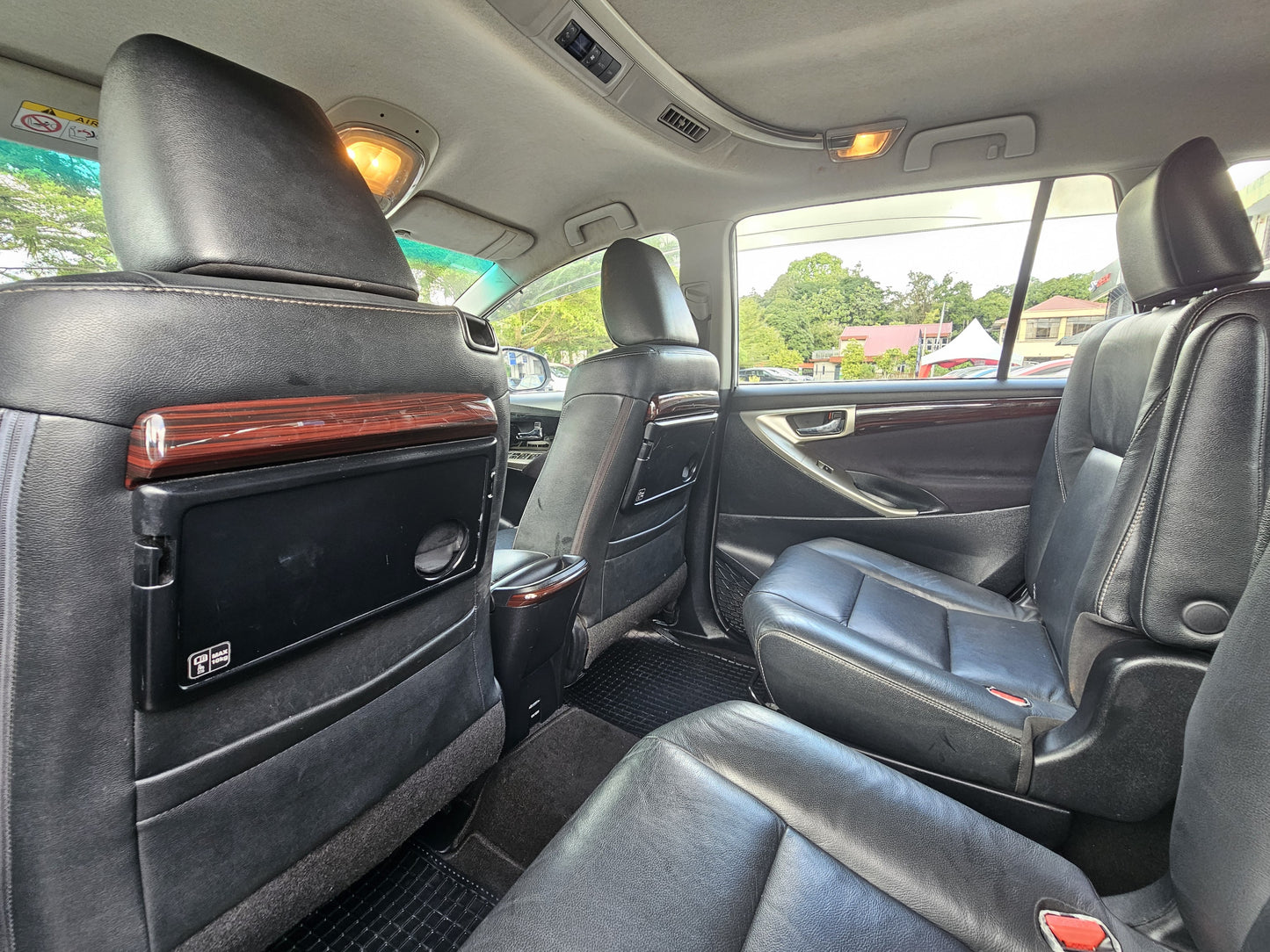 2017 Toyota INNOVA X 2.0 A FL (AT) - (VAS7258)
