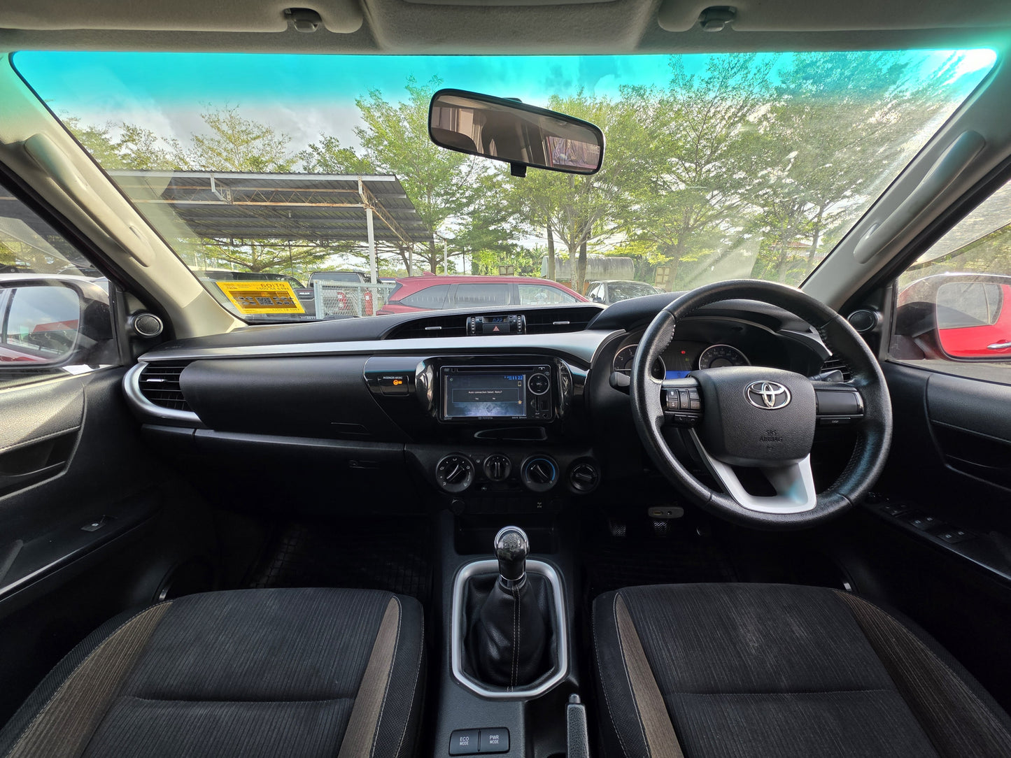 2017 Toyota HILUX D/CAB 2.4 M (G) VNT 4WD (MT) - (VAG8670)