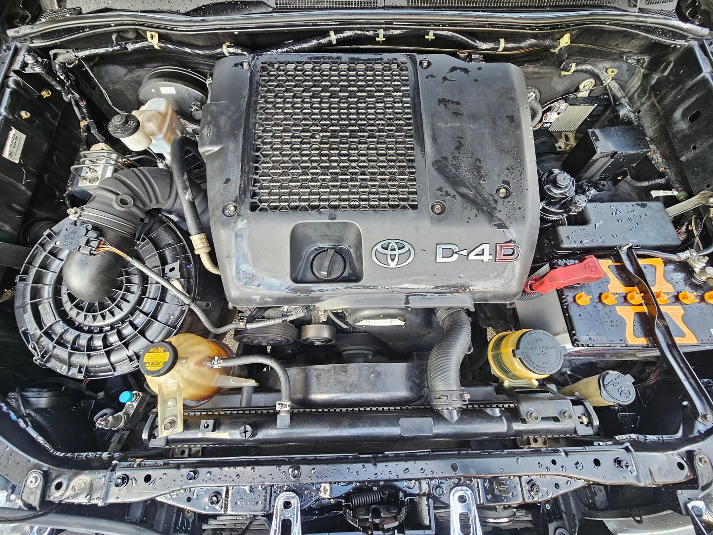 2015 Toyota HILUX D/CAB 2.5 A G TRD SPORTIVO (AT) - (SAC4631A)