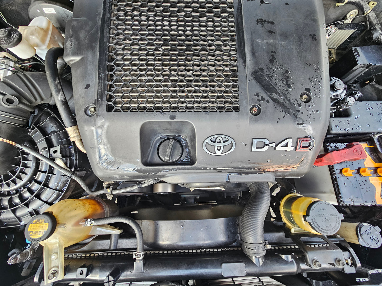 2015 Toyota HILUX D/CAB 2.5 A G TRD SPORTIVO (AT) - (SAC4631A)
