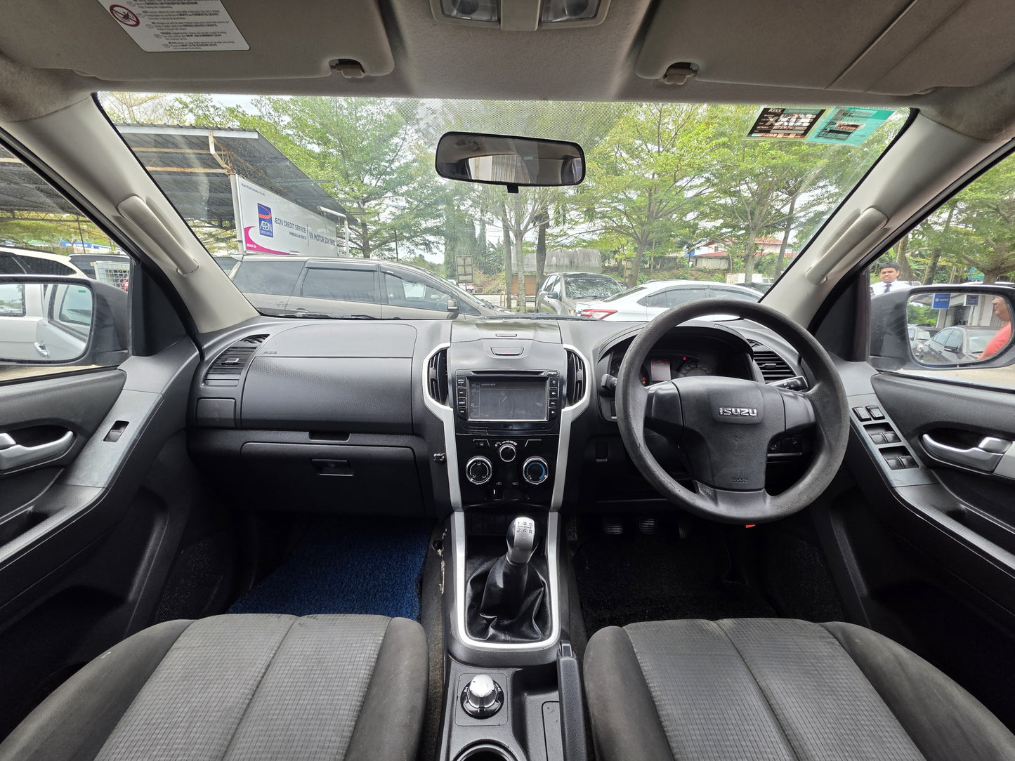 2018 Isuzu D-MAX D/CAB 2.5 M TURBO INTERCOOLER VGS 4WD (MT) - (VBM9354)