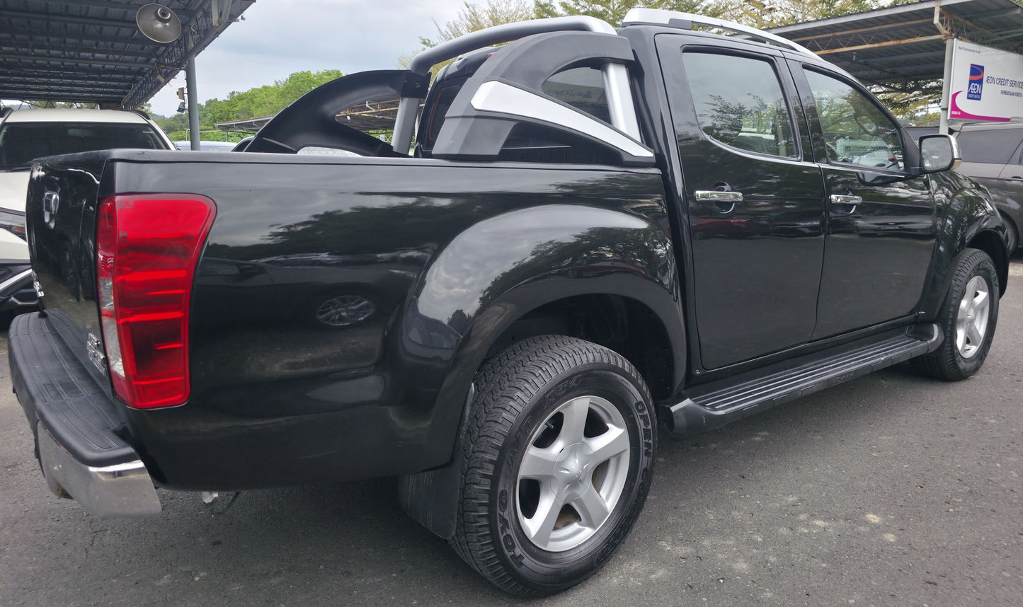 2015 Isuzu D-MAX D/CAB 2.5 A TURBO INTERCOOLER VGS 4WD (AT) - (WB3476Y)