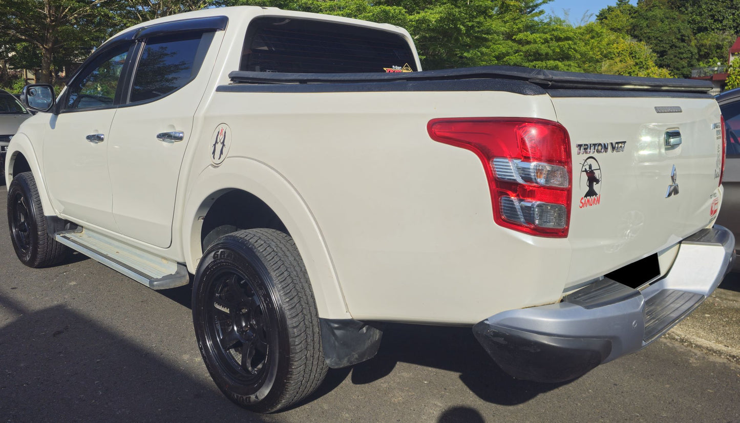 2016 (Reg 2017) Mitsubishi TRITON D/CAB 2.4 M VGT MS 4WD (MT) - (SAC3303D)