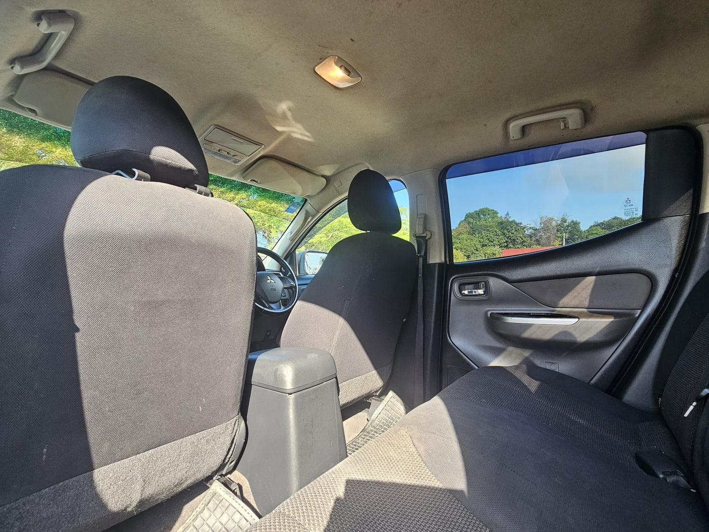 2016 (Reg 2017) Mitsubishi TRITON D/CAB 2.4 M VGT MS 4WD (MT) - (SAC3303D)