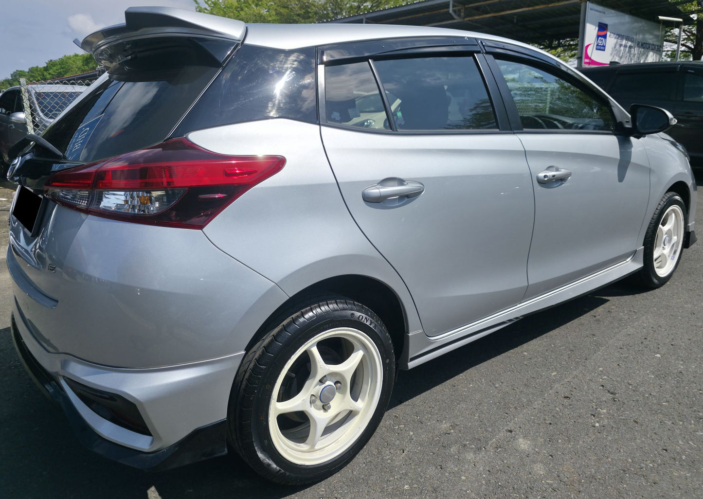 2024 Toyota YARIS 1.5 A (E) AEROKITS CVT (+/-) (7-AT) FL (AT) - (SK9781E)