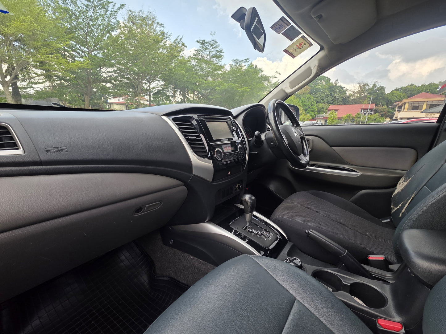 2015 Mitsubishi TRITON D/CAB 2.5 A VGT MS 4WD (AT) - (AKG1618)