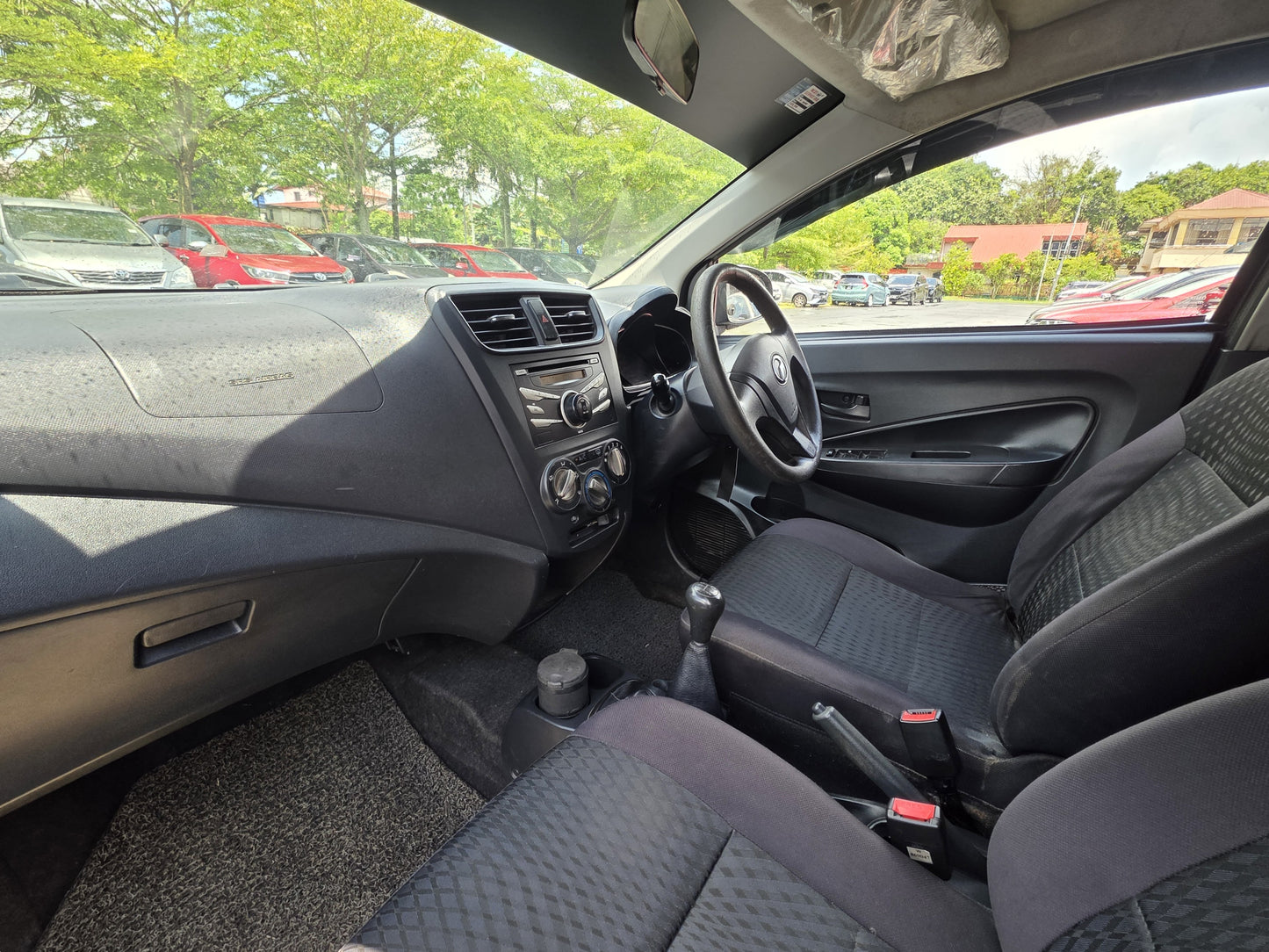 2015 Perodua AXIA 1.0 M - 1000 (MT) - (SS1547W)
