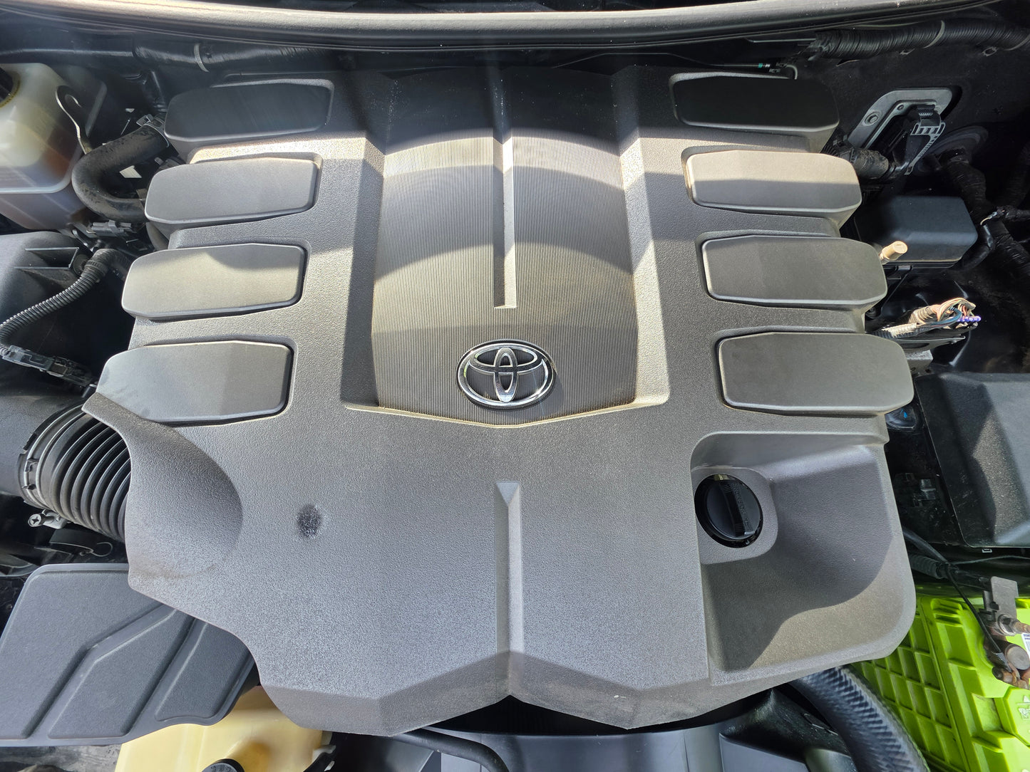 2011 (Reg 2013) Toyota LAND CRUISER 4.6 ZX (CBA-URJ202W) (AT) - (SD988T)