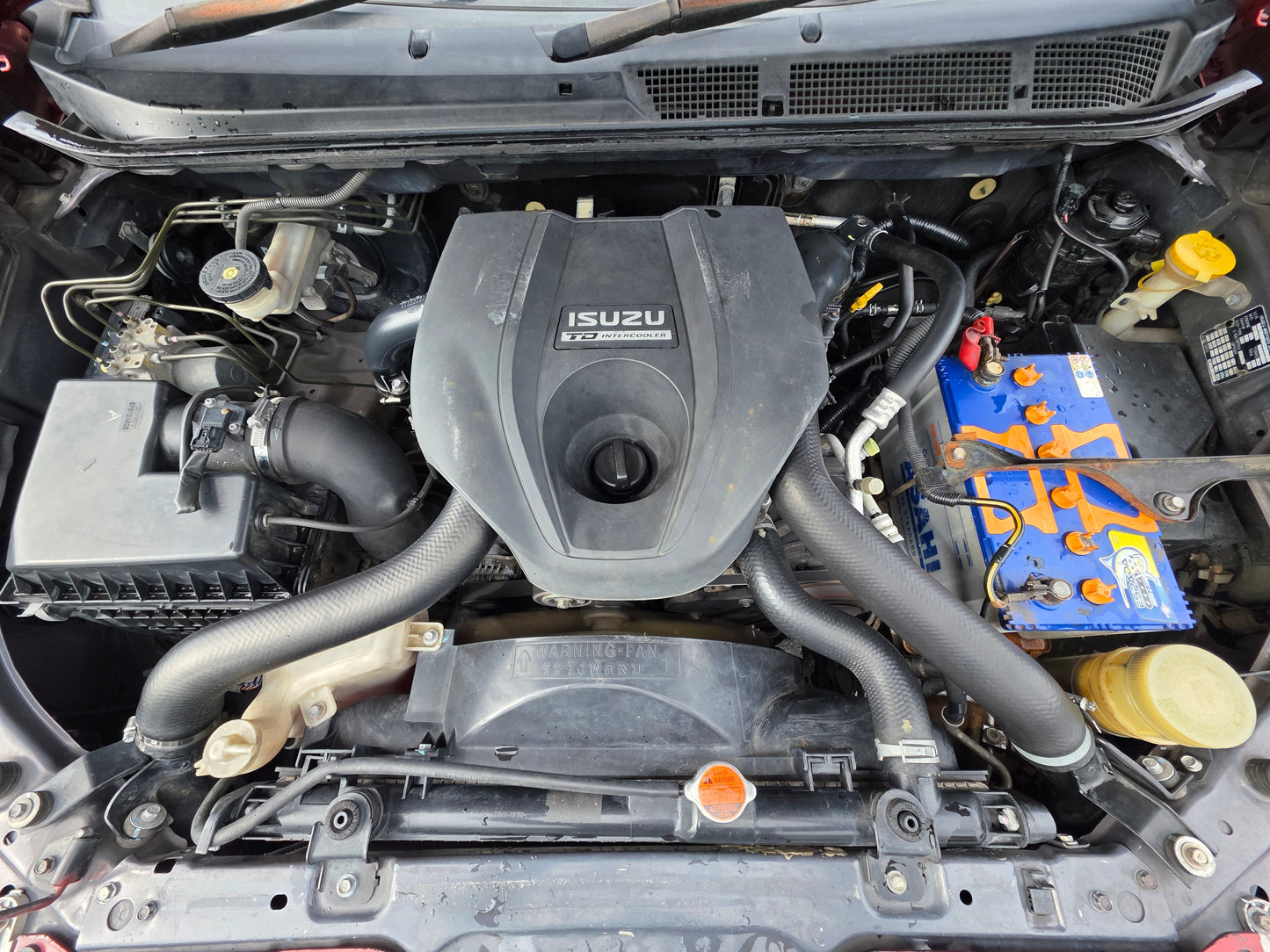 2015 Isuzu D-MAX D/CAB 3.0 A (SAFARI VERSION) TURBO INTERCOOLER VGS 4WD (AT)- (JRH8879)
