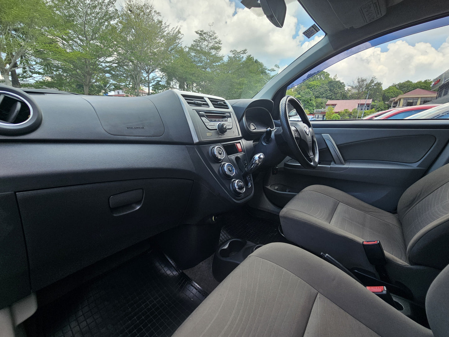 2015 Perodua MYVI 1.3 A - 1300 X IKON / ICON FL (AT) - (QS9257D)